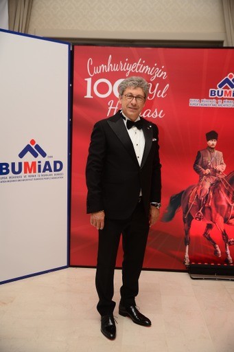 Cumhuriyet kadınlarından 100. yılda anlamlı buluşma