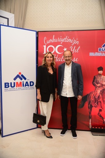 Cumhuriyet kadınlarından 100. yılda anlamlı buluşma