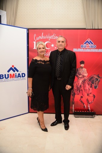 Cumhuriyet kadınlarından 100. yılda anlamlı buluşma