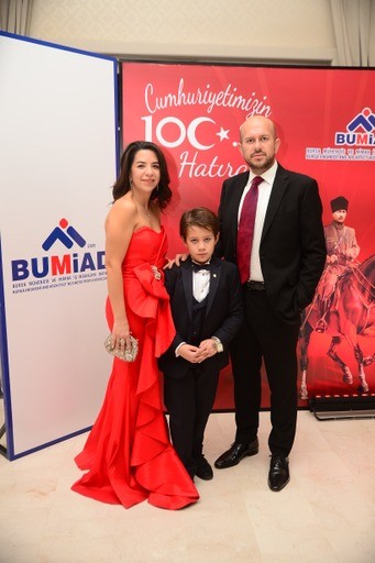 Cumhuriyet kadınlarından 100. yılda anlamlı buluşma