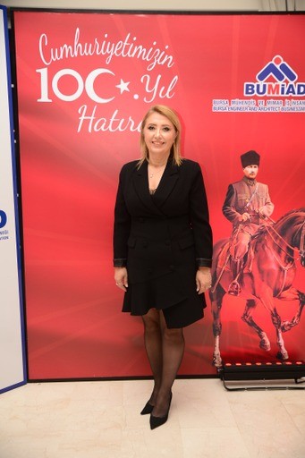 Cumhuriyet kadınlarından 100. yılda anlamlı buluşma