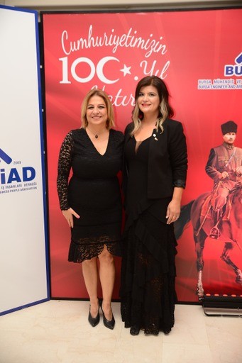 Cumhuriyet kadınlarından 100. yılda anlamlı buluşma
