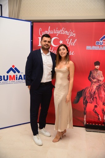 Cumhuriyet kadınlarından 100. yılda anlamlı buluşma