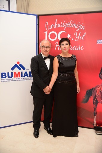 Cumhuriyet kadınlarından 100. yılda anlamlı buluşma
