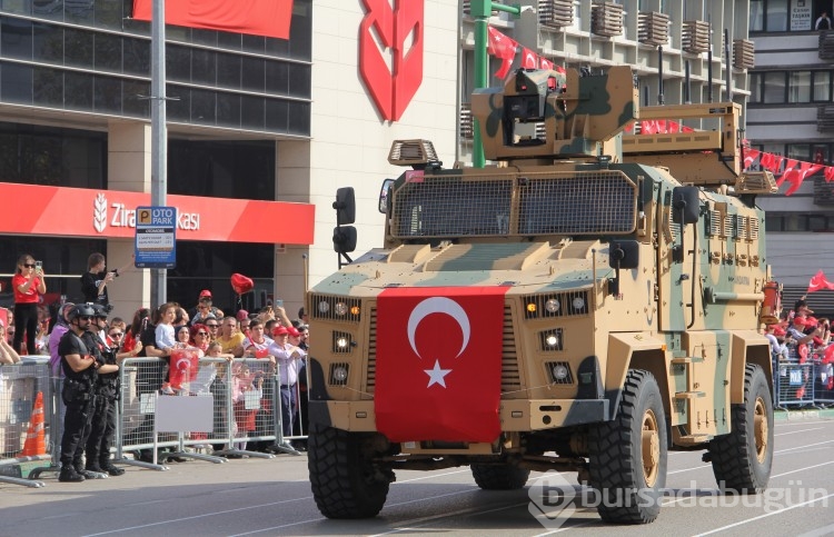 Cumhuriyet'in 100. yılında Bursa'da kutlamalardan renkli kareler 