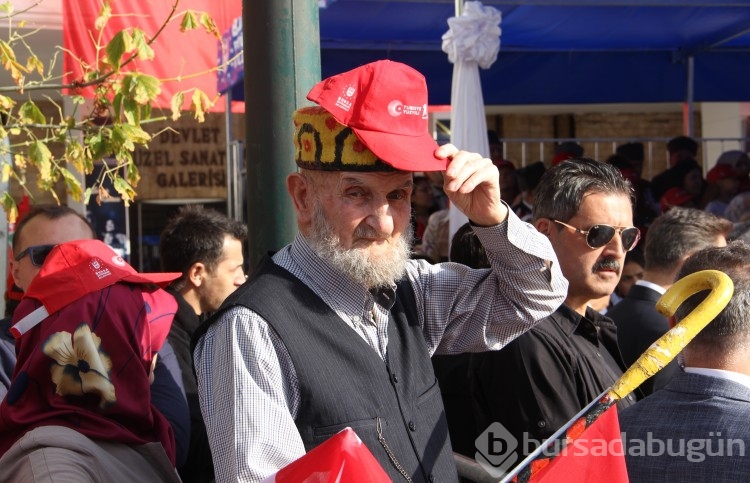 Cumhuriyet'in 100. yılında Bursa'da kutlamalardan renkli kareler 