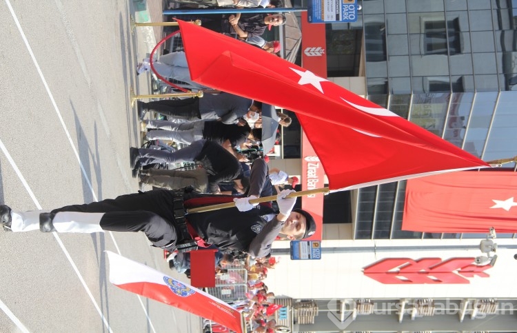 Cumhuriyet'in 100. yılında Bursa'da kutlamalardan renkli kareler 