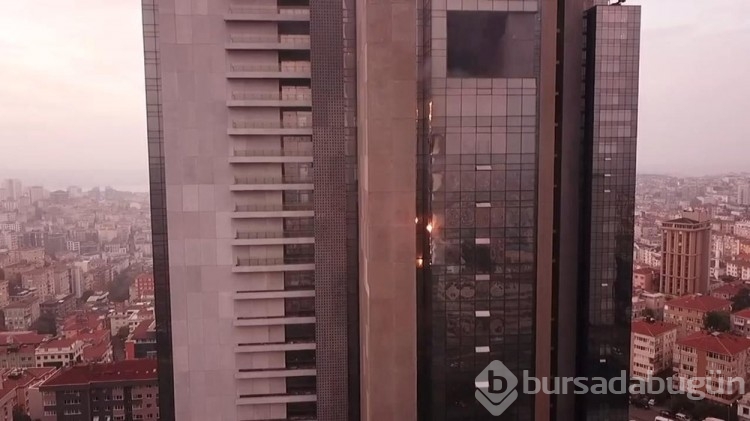İstanbul'da iş merkezinde yangın
