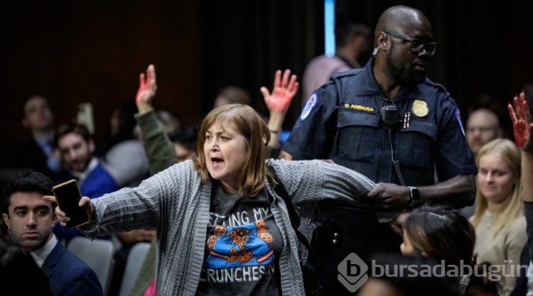 ABD Kongresi'nde Blinken'e kanlı protesto
