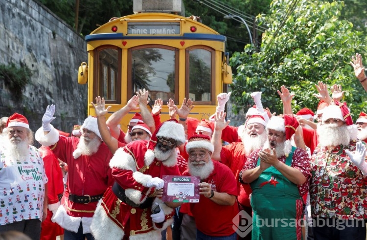 Brezilya'da 'Noel Baba Okulu' mezuniyeti!