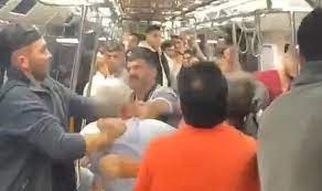 Metroda 'tükürük' kavgası! Bir anda boks ringine döndü