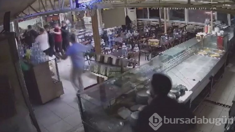 İstanbul'da kafeyi savaş alanına çeviren kavga