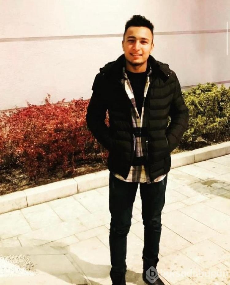 Nişanlısının öldüğü yerde gözyaşı döküp, adalet istedi
