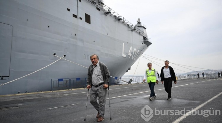 TCG Anadolu, İstanbul'da ziyarete açıldı
