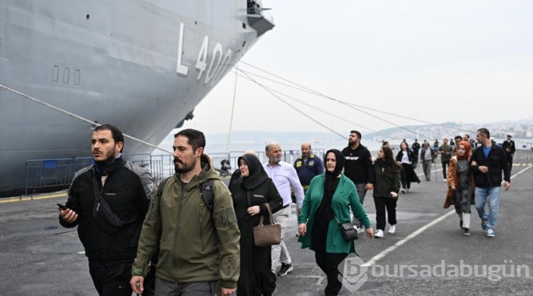 TCG Anadolu, İstanbul'da ziyarete açıldı
