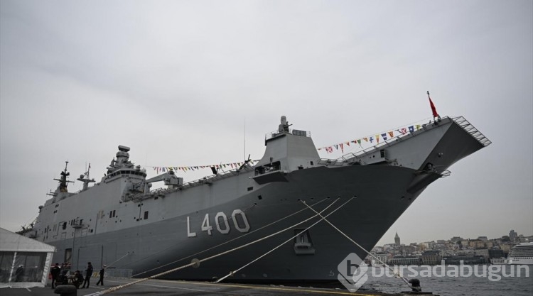 TCG Anadolu, İstanbul'da ziyarete açıldı
