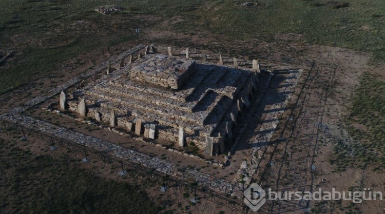 Tarihi keşif: İşte 3 bin 400 yıllık Türk piramidinin fotoğrafları
