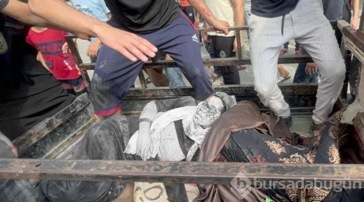 İsrail, Gazze'nin kuzeyindeki Cibaliya Mülteci Kampı'nı yine vurdu
