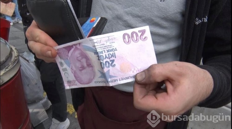 Korsan taksicinin parasını çalıp, "Ben Robin Hood'um" diyerek dağıttı