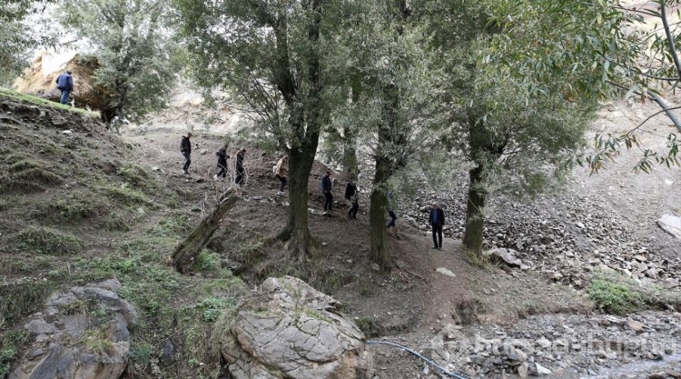 Muş'ta kız çocukları gönüllü öğretmenler sayesinde yeniden okullu oluyor

