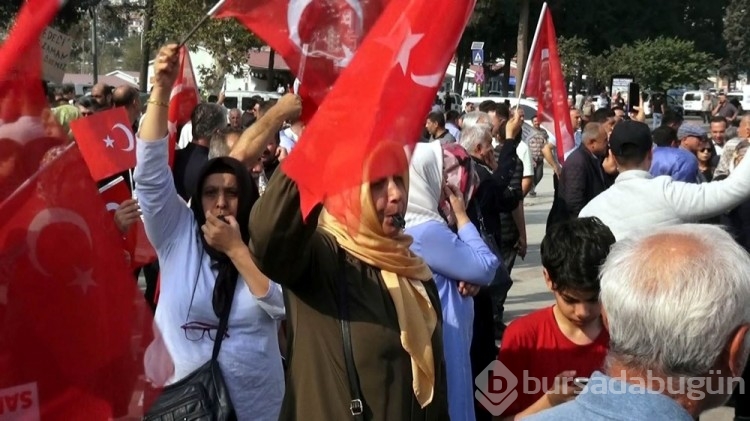 500 depremzededen orta hasarlı binalar için düdüklü eylem
