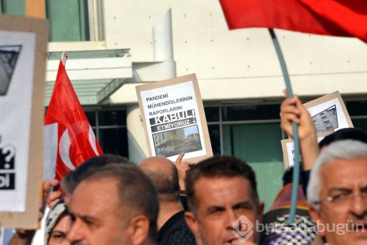 500 depremzededen orta hasarlı binalar için düdüklü eylem
