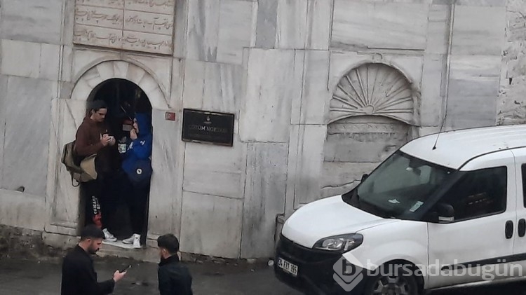 İstanbul'da sağanak hayatı olumsuz etkiledi
