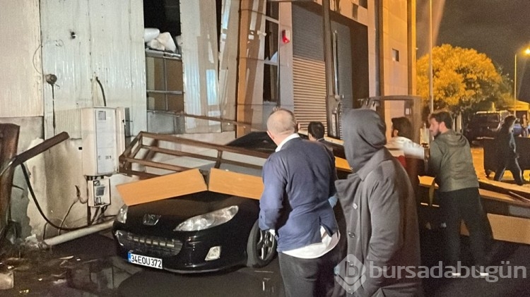 İstanbul'da sağanak hayatı olumsuz etkiledi
