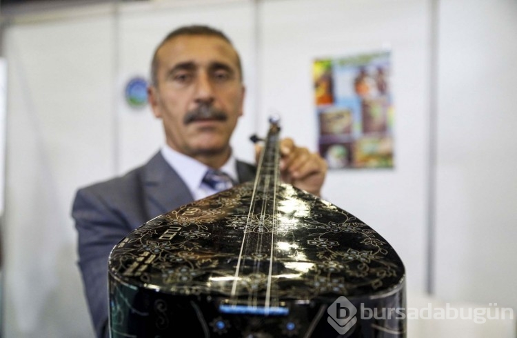 İbrahim Erkal'ın bağlaması, fiyatı nedeniyle alıcı bulamadı