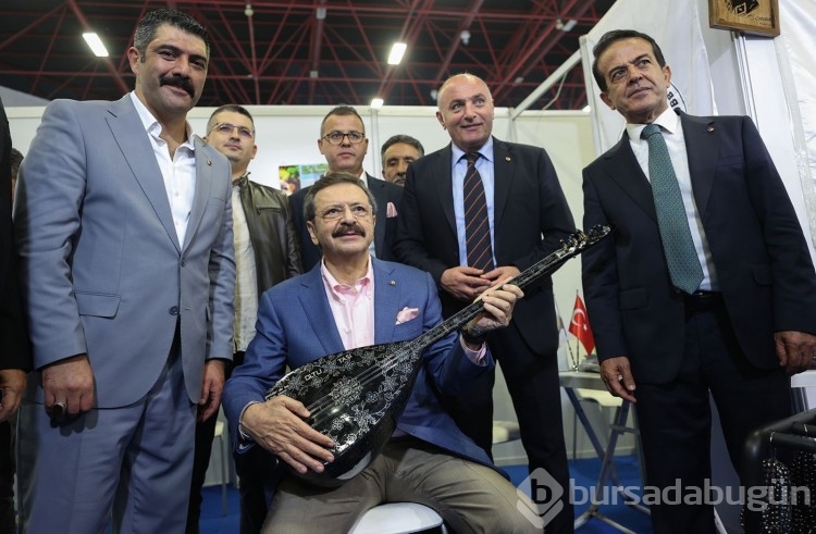 Oltu taşından TOGG sergilendi: YÖREX fuarında ilginç sergi
