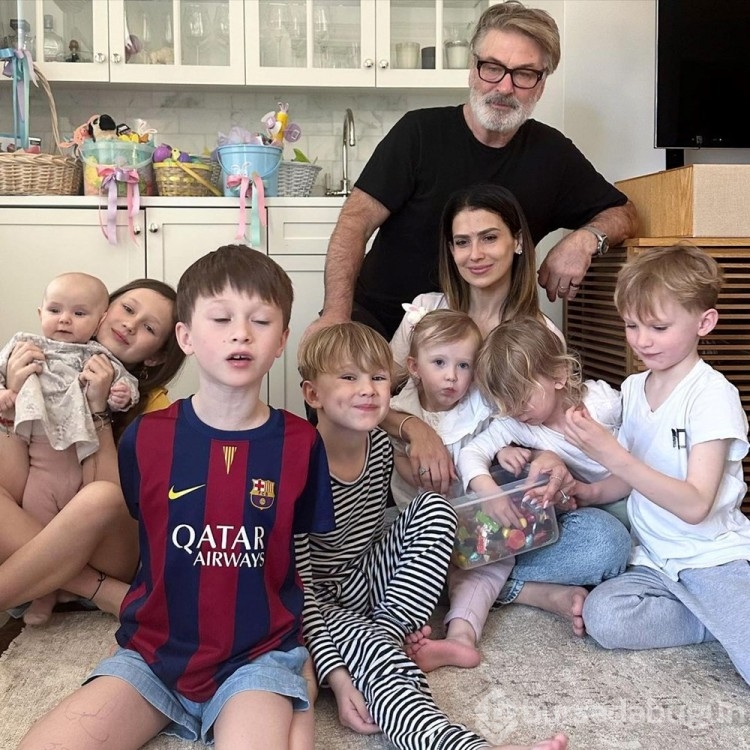 Sekiz kişilik geniş aile: Alec Baldwin'den çocuk açıklaması
