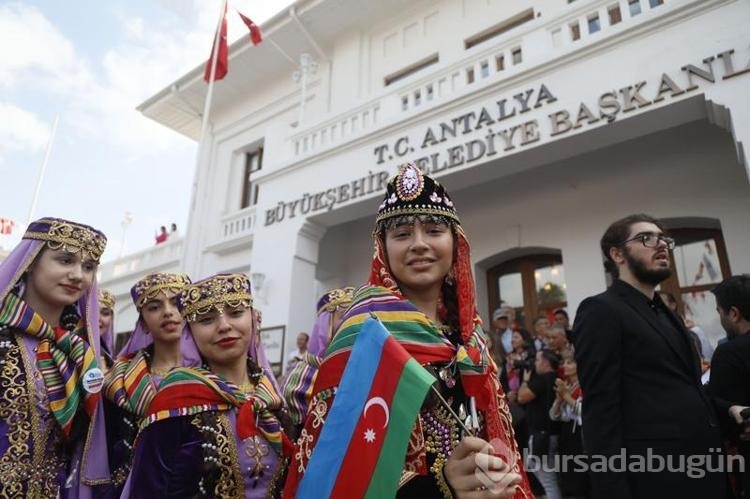 Atlı, develi Yörük göçüne turist ilgisi 
