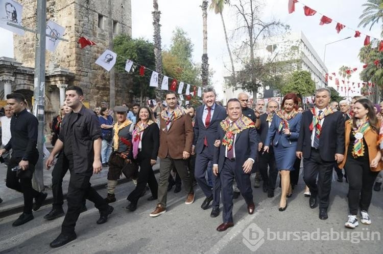 Atlı, develi Yörük göçüne turist ilgisi 
