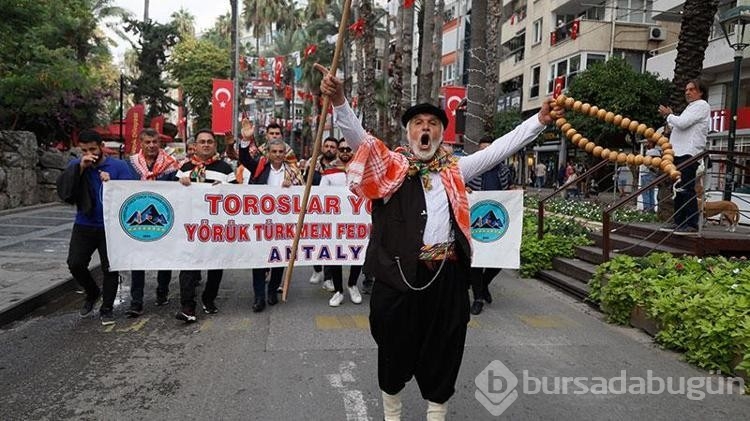 Atlı, develi Yörük göçüne turist ilgisi 
