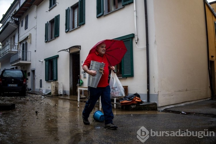 İtalya'da sel ve şiddetli rüzgar: 5 ölü
