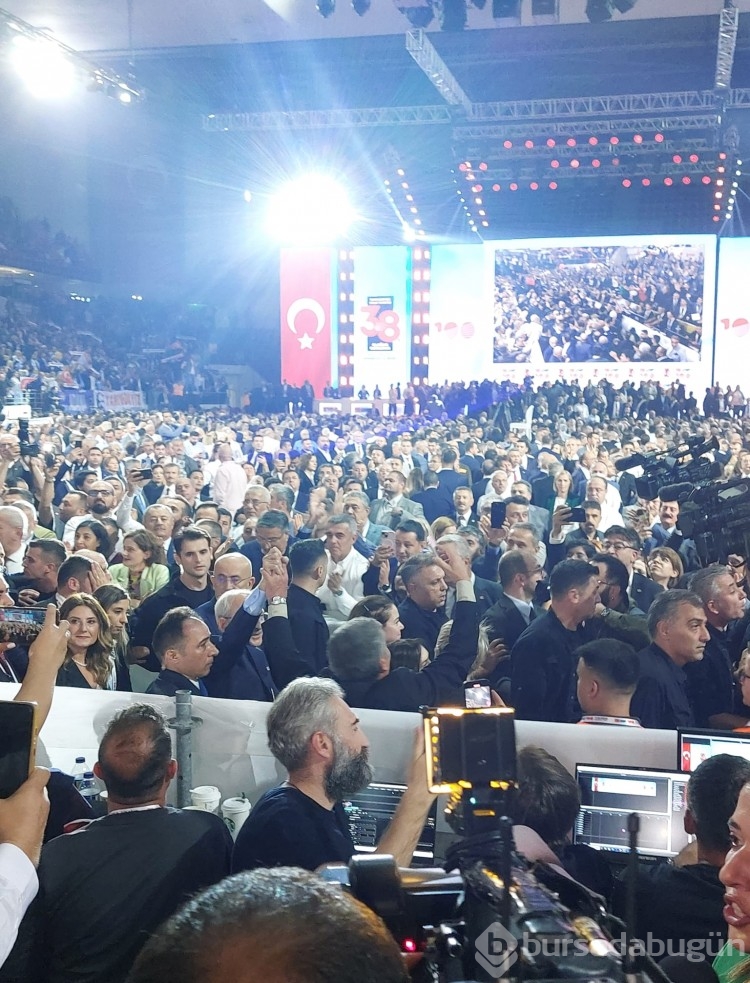 CHP'de kongre zamanı! Cumhuriyet Halk Partisi yeni genel başkanını seçiyor 