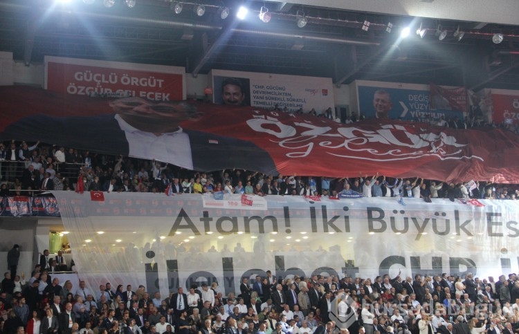 CHP'de kongre zamanı! Cumhuriyet Halk Partisi yeni genel başkanını seçiyor 