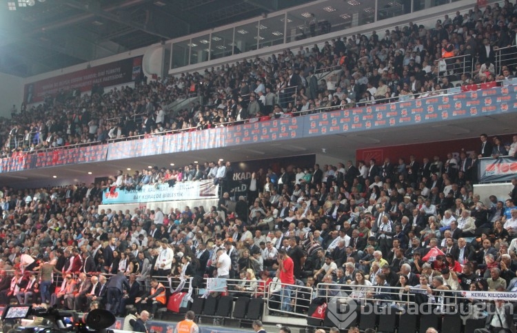 CHP'de kongre zamanı! Cumhuriyet Halk Partisi yeni genel başkanını seçiyor 