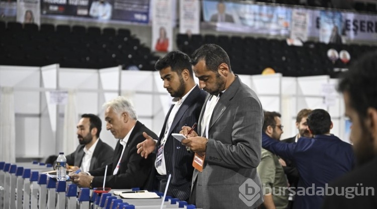CHP Kurultayı'nda PM ve YDK seçimleri için oy verme işlemi sona erdi