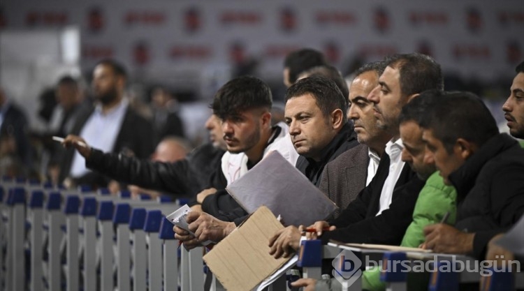 CHP Kurultayı'nda PM ve YDK seçimleri için oy verme işlemi sona erdi