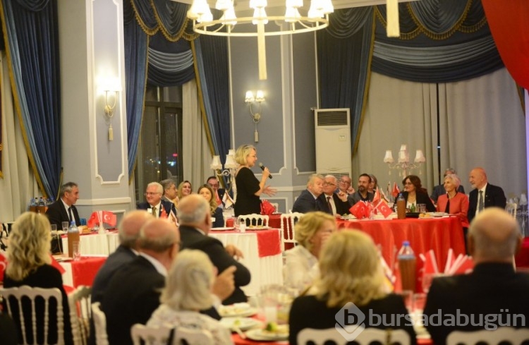 Bursa Yeşil Lions Atatürk'ü minnetle andı