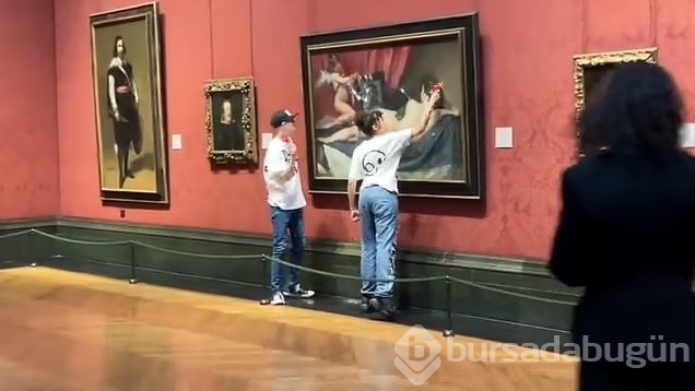 İngiltere'de iklim aktivistleri, National Gallery'de sergilenen tablonun koruyucu camını kırdı