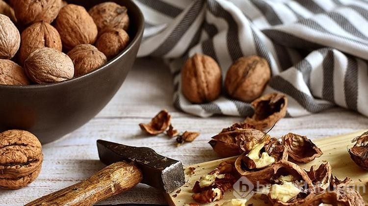 Sağlıklı bir cilt için yardımcı olacak 10 besin!