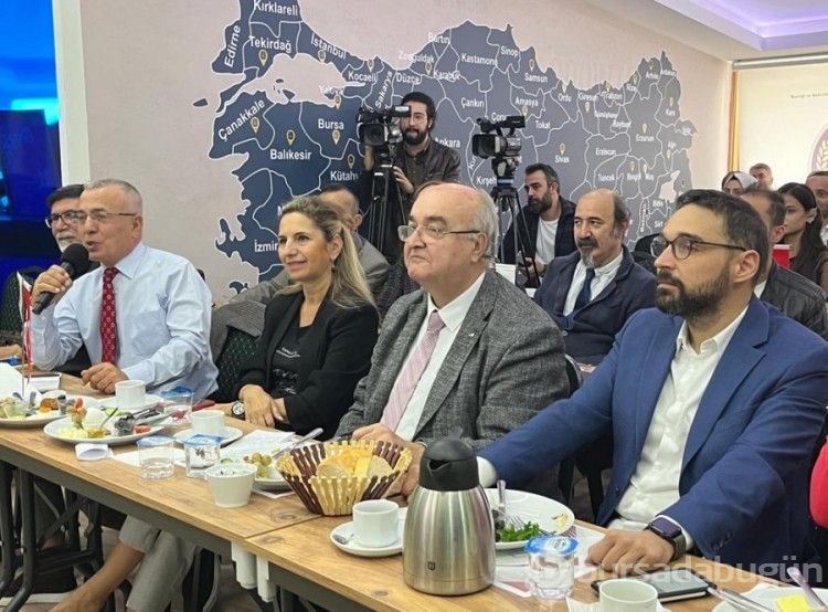 TR Düşünce Kulübü Bursa yeni adresine kavuştu