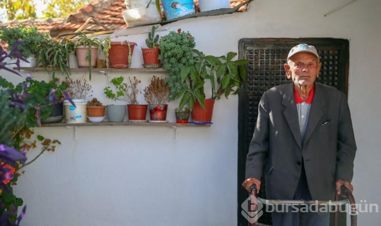 İki kez gördüğü Gazi Mustafa Kemal Atatürk'ü, gözyaşlarıyla anlattı