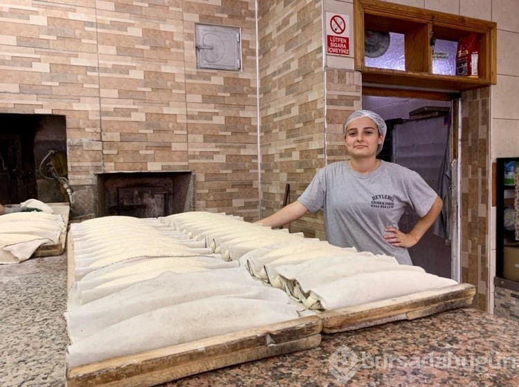 14 yaşındaki Hilal'in 10 parmağında 10 marifet var
