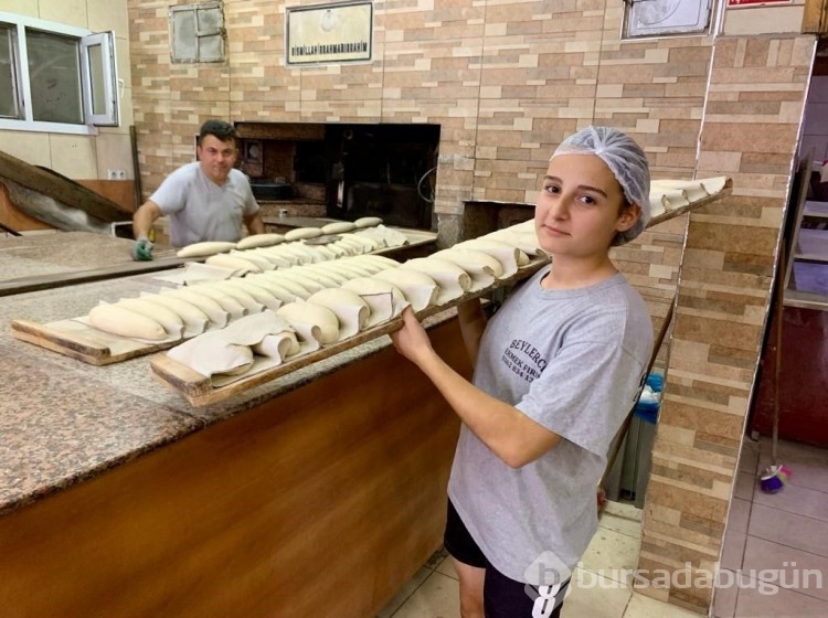 14 yaşındaki Hilal'in 10 parmağında 10 marifet var