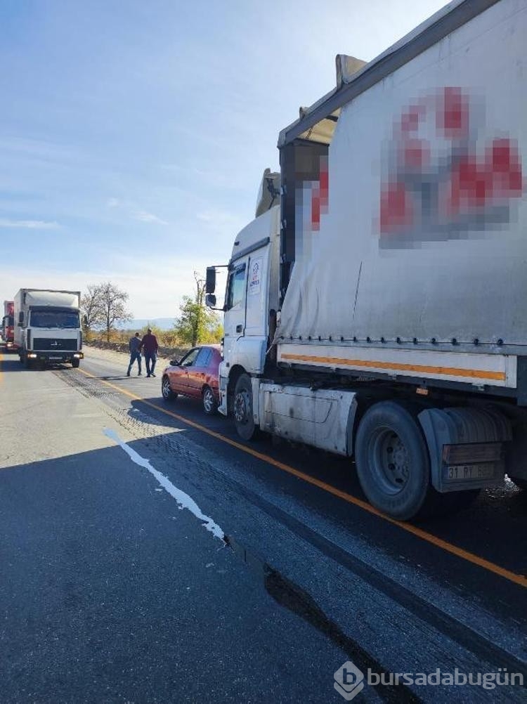 Rusya'da, Türk iş insanının zincirleme kazadan son anda kurtulduğu anlar kamerada

