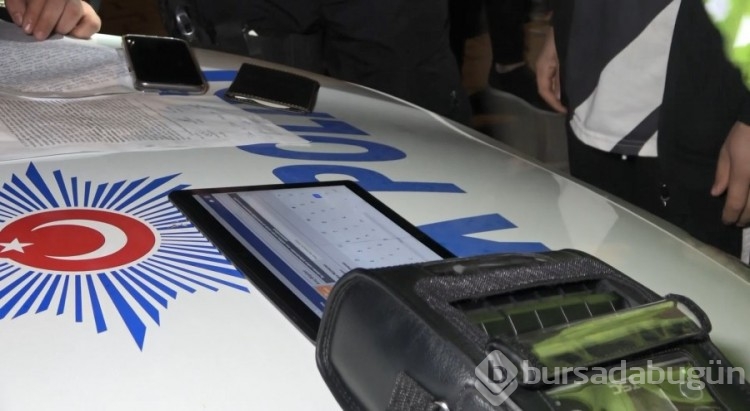 Bursa'da liseli çocuk babasının aracını kaçırdı!