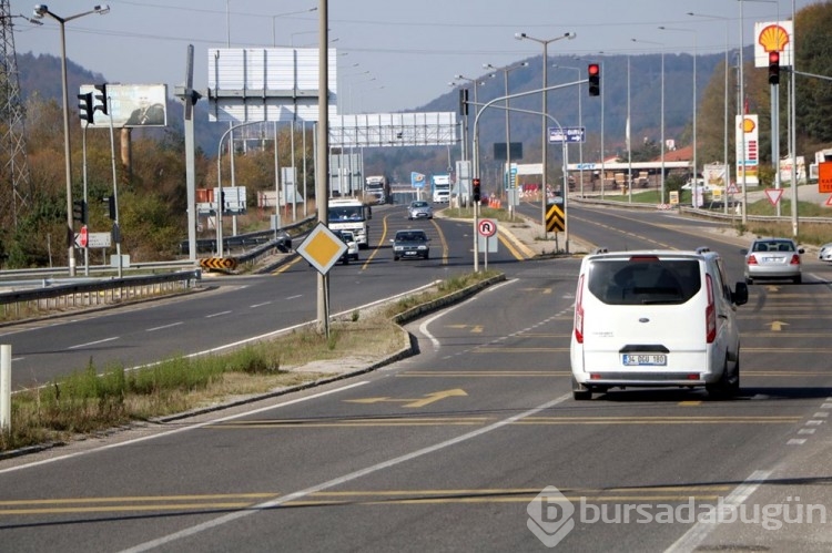 Bolu Dağı Tüneli yeniden açıldı, D-100'de trafik normale döndü
